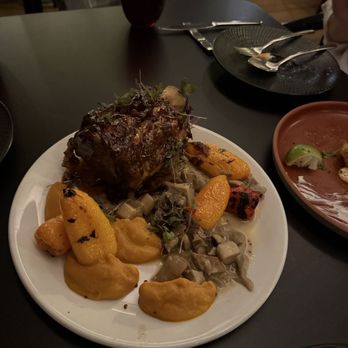Cranes Spanish Kaiseki - pork shank - Tapas Bars Near Me - Washington, DC, District of Columbia