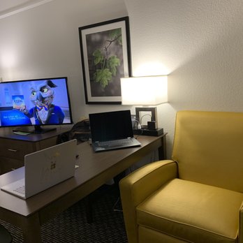 La Quinta by Wyndham Orem University Parkway - Hotels Near Me - Orem, Utah La Quinta by Wyndham Orem University Parkway - Hotels Near Me - Orem, Utah