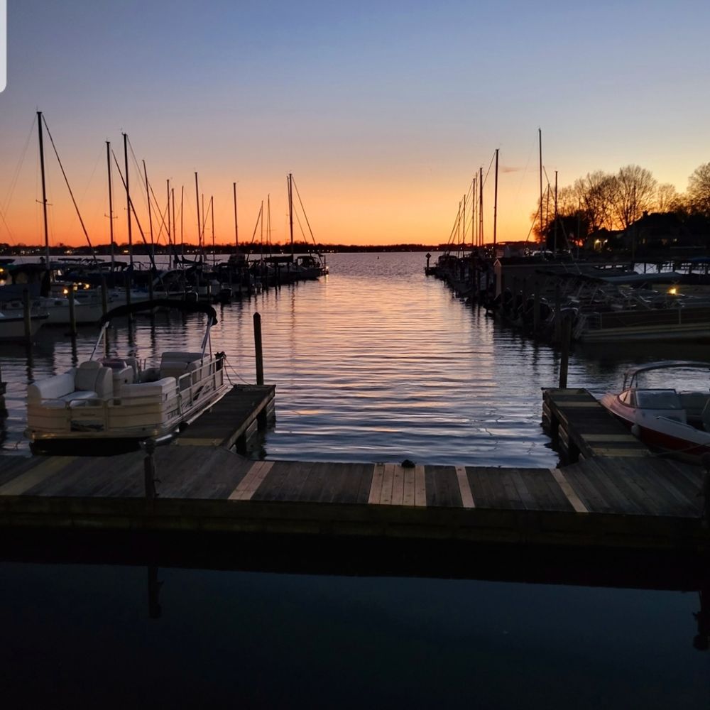 ALL SEASONS MARINA Updated September 2024 37 Photos 827 Langtree Rd, Mooresville, North