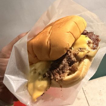 The Win-Dow Long Beach - Single CHEESEBURGER 9/10 - Burgers Near Me - Long Beach, California