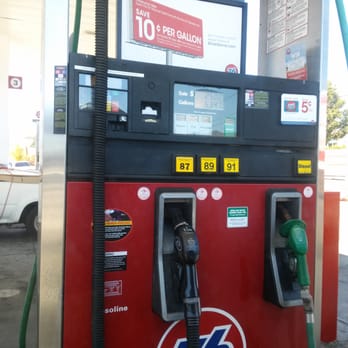 76 - a gas pump at a gas station - Gas Stations Near Me - Oakland, California
