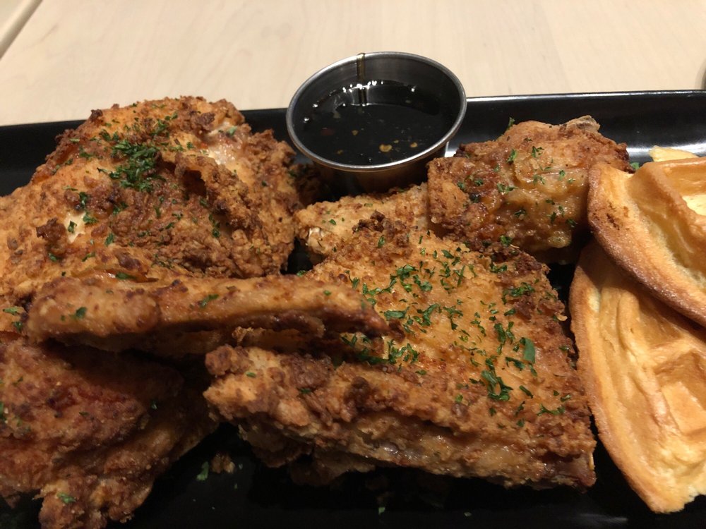 LENOX ROAD BAR & GRILL 14 Photos & 19 Reviews 3405 Lenox Rd NE