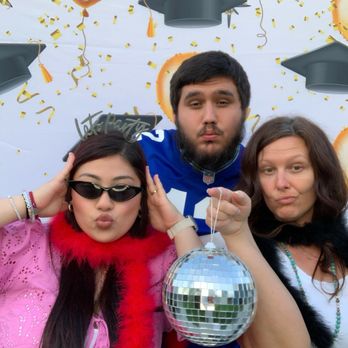 Sweet Captures - Photo Booth Rentals Near Me Sweet Captures - Photo Booth Rentals Near Me