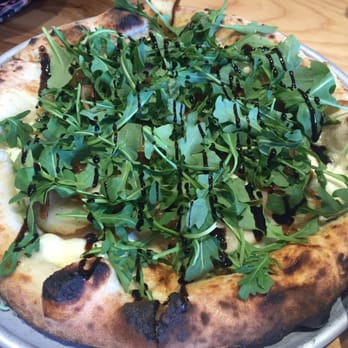 GIA MIA - Wheaton - PEAR | CARAMELIZED ONION Evoo | garlic | basil | mozzarella | roasted pear | onion | gorgonzola | arugula | balsamic - Italian Near Me - Wheaton, Illinois