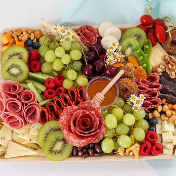 It’s Graze-y - Medium Charcuterie - Caterers Near Me It’s Graze-y - Medium Charcuterie - Caterers Near Me