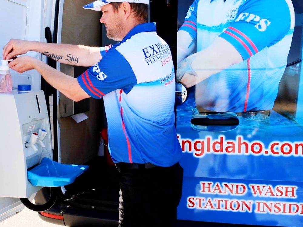 Slide of Express Plumbing Heating & Air