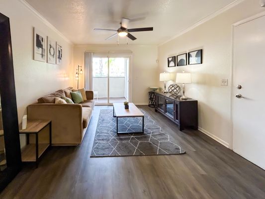 La Pacifica Apartments by null