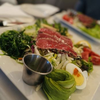 Dal Rae Restaurant - Ahí salad - Steakhouses Near Me - Pico Rivera, California Dal Rae Restaurant - Ahí salad - Steakhouses Near Me - Pico Rivera, California