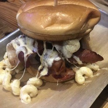 Blackened Brew - Mac & Cheese Burger - New American Near Me - Hammond, Louisiana Blackened Brew - Mac & Cheese Burger - New American Near Me - Hammond, Louisiana