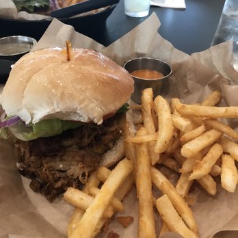 Stem & Stone - 1836 Burger - burger with pulled pork. - New American Near Me - Bastrop, Texas Stem & Stone - 1836 Burger - burger with pulled pork. - New American Near Me - Bastrop, Texas