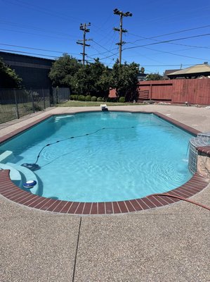 Love your Pool! - Love your Pool!! Love your Pool! - Love your Pool!!