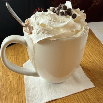 Mad Rooster Cafe - Kenosha - Hot chocolate - Breakfast & Brunch Near Me - Kenosha, Wisconsin Mad Rooster Cafe - Kenosha - Hot chocolate - Breakfast & Brunch Near Me - Kenosha, Wisconsin