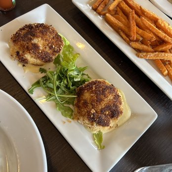Chill Kitchen & Bar - Crab Cakes and Sweet Potato Fries - Desserts Near Me - Marlborough, Massachusetts