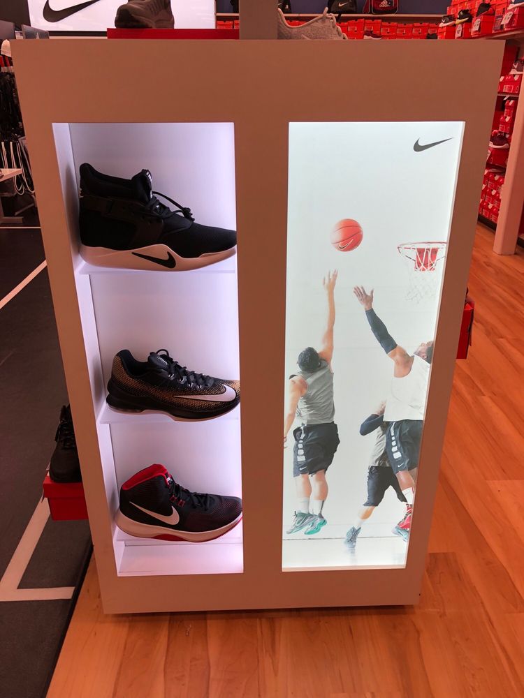 SHOE CARNIVAL Updated March 2024 3211 Peoples St, Johnson City, Tennessee Shoe Stores