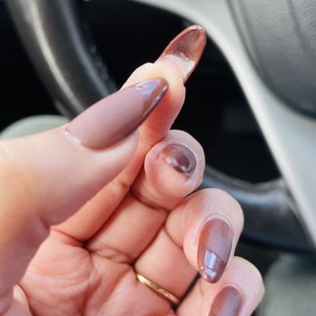 Hillcrest Nail Spa - Nail Salons Near Me - Daly City, California