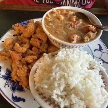 Chez Jacqueline - Fried crawfish and crawfish étouffée - Cajun/Creole Near Me - Breaux Bridge, Louisiana