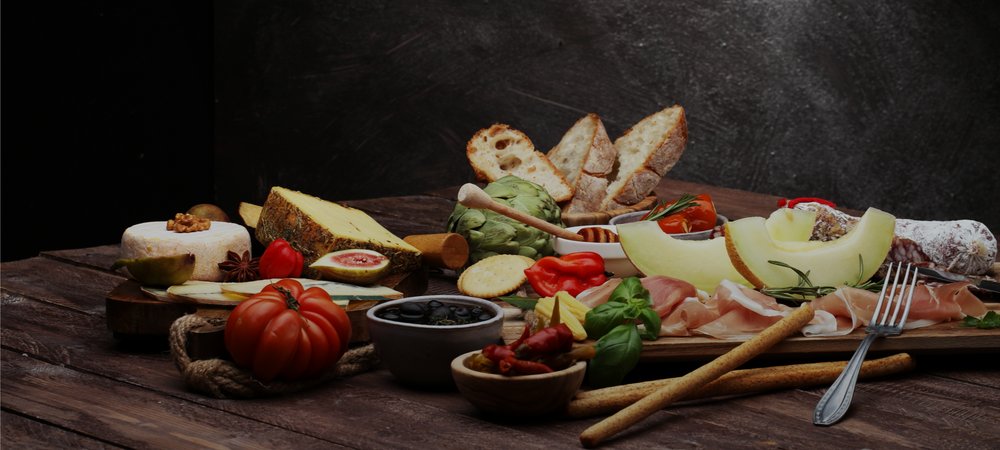 Mediterranean Table Logo