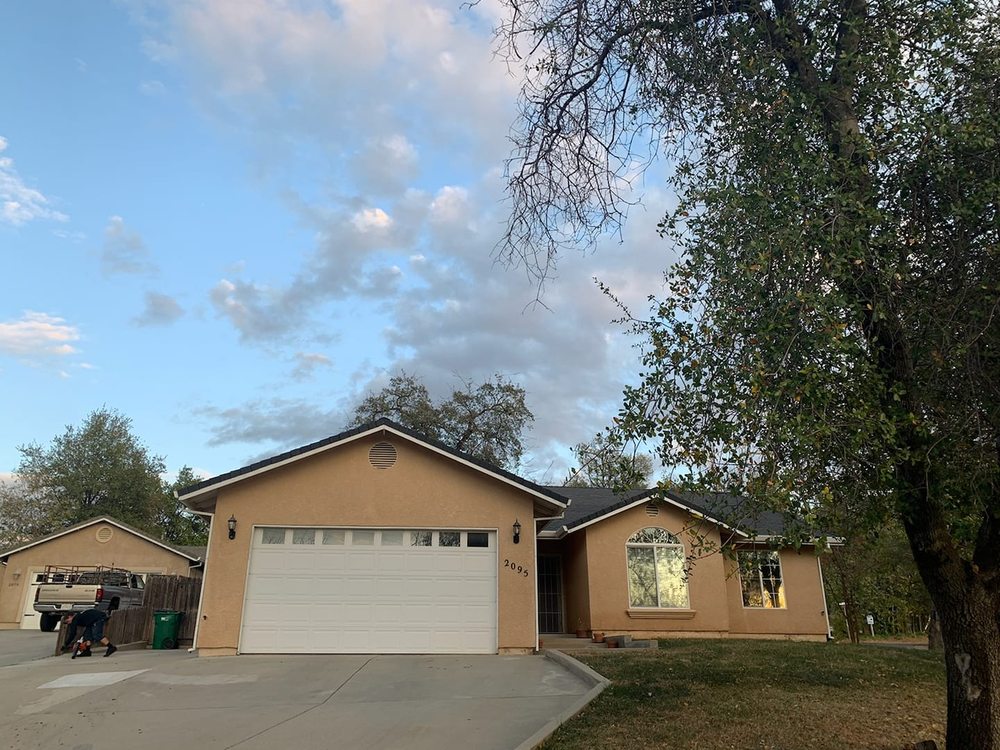 Slide of Mackney Roofing