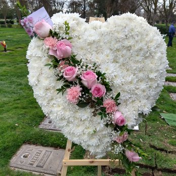 OK Flowers SHED - Heart - Florists Near Me - Stockton, California