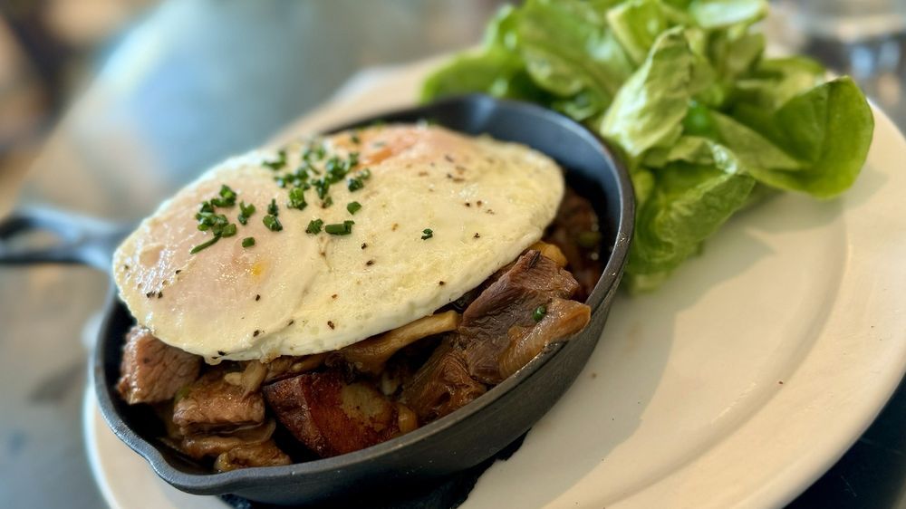 Paoli Schoolhouse American Bistro