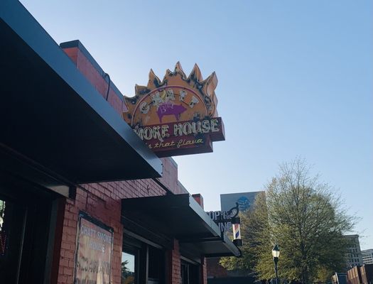 Chatt Smoke House by null