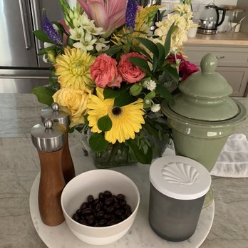 In Full Bloom - Florists Near Me - Fresno, California In Full Bloom - Florists Near Me - Fresno, California