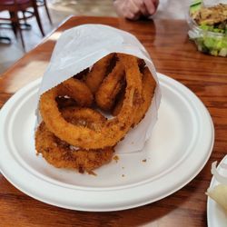 Santini's New York Style Deli - Oakton - Onion rings