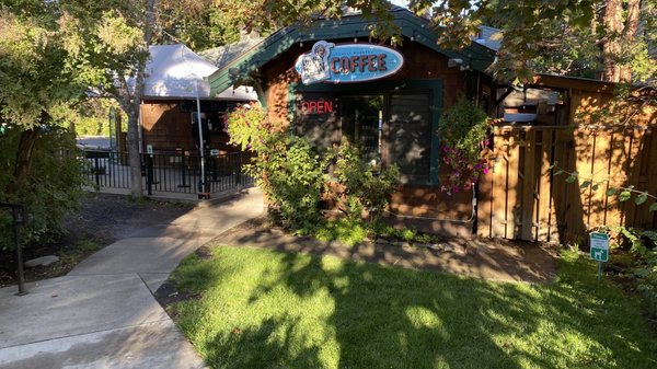 Watershed Coffee Roasters (formerly Looney Bean Bend) by null