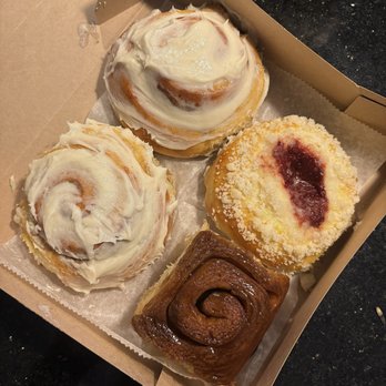 Pop's Bun Shop - Bakeries Near Me - Philadelphia, Pennsylvania Pop's Bun Shop - Bakeries Near Me - Philadelphia, Pennsylvania