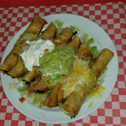Pupuseria Imperial - Looking for crunchy yummy Taquitos beef or chicken.