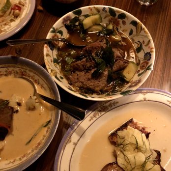 Eem - Bowl of Spicy Jungle Curry - Cocktail Bars Near Me - Portland, Oregon