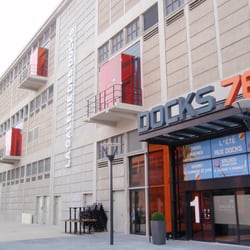 Docks 76