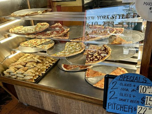Pizzeria Luigi by null