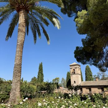 La Alhambra y El Generalife - Torre de los Picos - Landmarks & Historical Buildings Near Me - Granada, GR La Alhambra y El Generalife - Torre de los Picos - Landmarks & Historical Buildings Near Me - Granada, GR