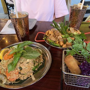 Lemongrass Brooklyn - Thai Near Me - Brooklyn, New York Lemongrass Brooklyn - Thai Near Me - Brooklyn, New York