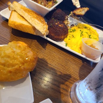 Gochas Breakfast Bar | Cascade - Wine Bars Near Me - Atlanta, Georgia