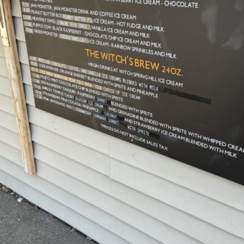 Witch Spring Hill Ice Cream - Ice Cream & Frozen Yogurt Near Me - West Bath, Maine