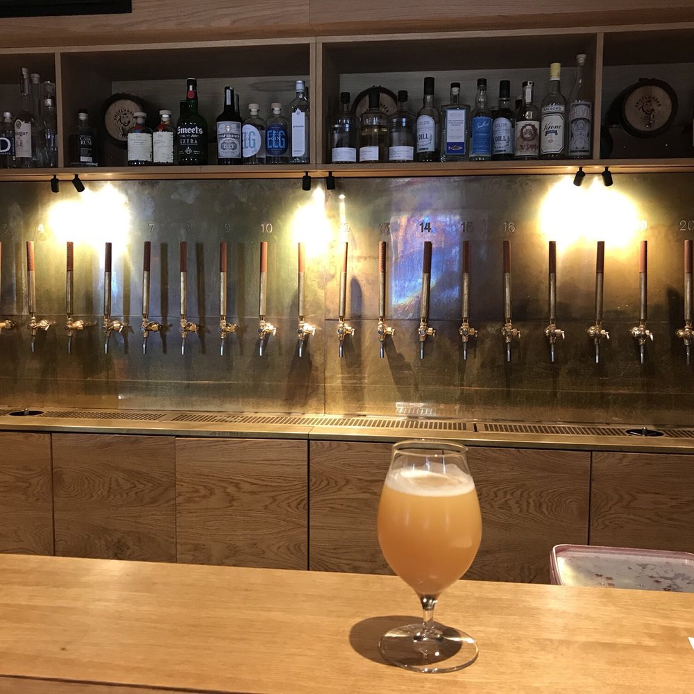 Barr - Lots of beer! - Modern European Near Me - København