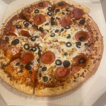 Pizza Hut - Pizza Near Me - Lake Elsinore, California Pizza Hut - Pizza Near Me - Lake Elsinore, California