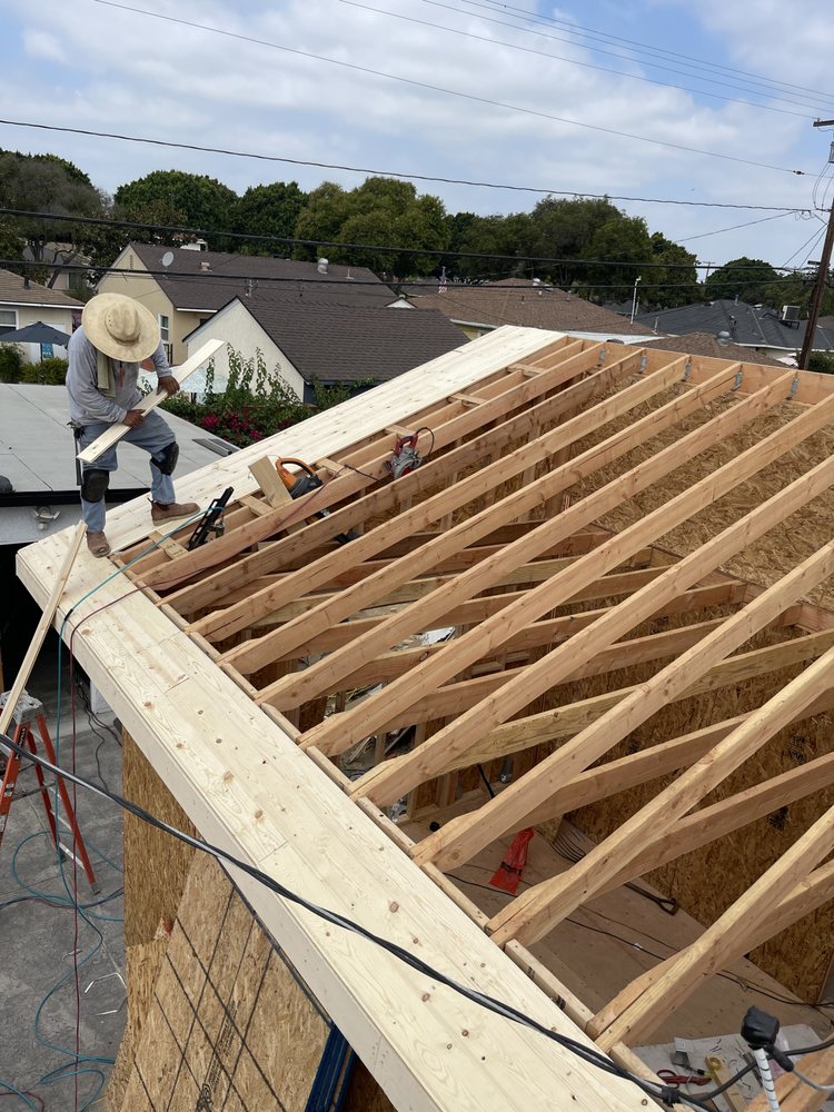 Slide of Moonlight Builders