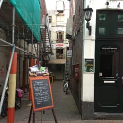 Het Pakhuis - Heerlijk eten in studentikoze omgeving