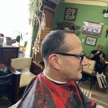 Big Easy Barbershop - Side view of my haircut - Barbers Near Me - San Jose, California Big Easy Barbershop - Side view of my haircut - Barbers Near Me - San Jose, California