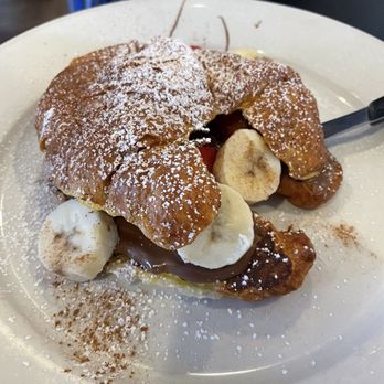 Maureen's Kitchen - Croissant French Toast with Nutella, Strawberries, and Bananas - yummy - Breakfast & Brunch Near Me - Smithtown, New York
