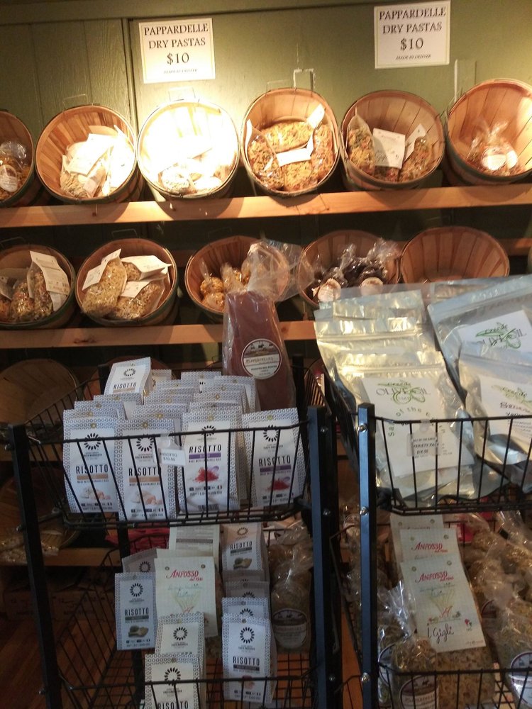 CREEDE OLIVE OIL COMPANY Updated October 2024 16 Photos 104 N