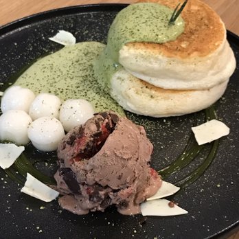 Fufu Pancake Cafe - Matcha Mochi Pancake - Pancakes Near Me - Vancouver, British Columbia