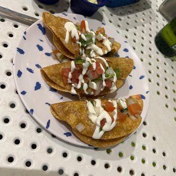 La Bamba - Fish pescadillas - Mexican Near Me - Cancún, ROO