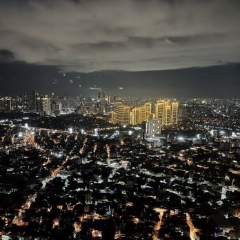 Grand Hyatt Manila - Hotels Near Me - Taguig, NCR