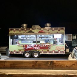 Mom & Pops taco food truck Mom & Pops taco food truck