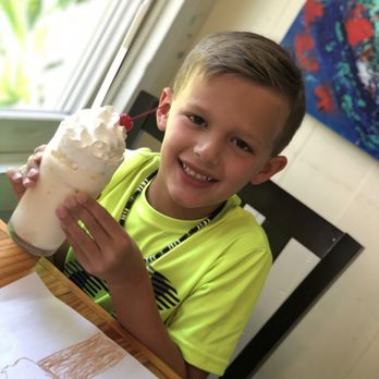 bisQit - Amazing Milkshakes - Burgers Near Me - Pawleys Island, South Carolina bisQit - Amazing Milkshakes - Burgers Near Me - Pawleys Island, South Carolina