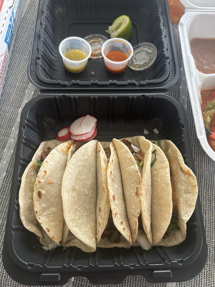 Las 3 Aguilas Mexican Restaurant